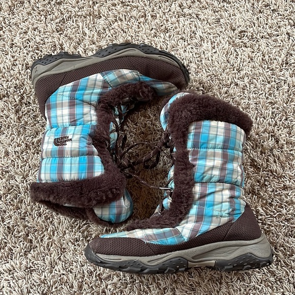 Women’s The North Face Winter Boots size 7.5**⭐️ ⛄️❄️ SUPER ADORABLE!!❄️⛄️ - Picture 4 of 8